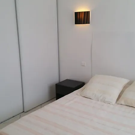 Apartment Les Camellias